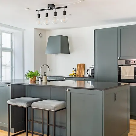 公寓 Sanders Regent - Popular Three-bedroom Near Square