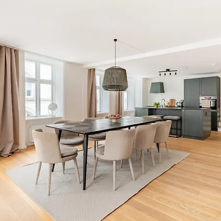 Sanders Regent - Popular Three-bedroom Near Square * 哥本哈根