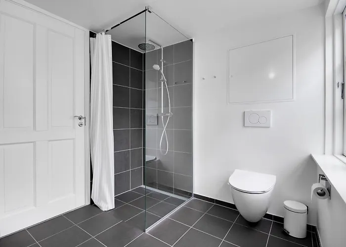 Διαμέρισμα Regent 3 - Popular 3-bdr With Balcony In Centre *