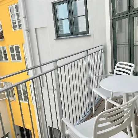 Regent 3 - Popular 3-bdr With Balcony In Centre * Copenaghen